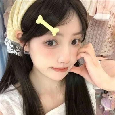 安娜和狼封面